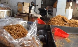 Xem cách làm hành phi siêu bẩn, ai còn dám ăn?