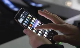 Khách hàng lo lộ thông tin khi phải gửi ảnh cho nhà mạng