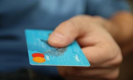 Ngân hàng trực tuyến tồn tại nhiều lỗ hổng bảo mật khiến người dùng đối mặt nguy hiểm.