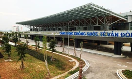 Vé bay thương mại ngày đầu tuyến TPHCM - Quảng Ninh đã bán hết