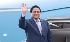 Thủ tướng rời Hà Nội, đến Lào dự Hội nghị Cấp cao Ủy hội sông Mekong