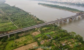 Công viên bãi giữa sông Hồng: Không gian mở rộng của phố đi bộ hồ Hoàn Kiếm 