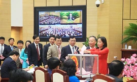 Hà Nội sẽ lấy phiếu tín nhiệm lãnh đạo chủ chốt vào đầu tháng 12 tới