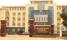 Hết thời 'cả họ làm quan'