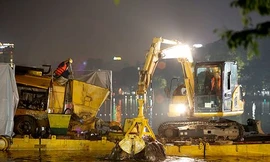 Hoàn thành nạo vét hồ Hoàn Kiếm trước ngày 'ông công ông táo'