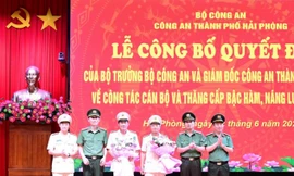 Hai phó giám đốc Công an TP Hải Phòng nghỉ hưu