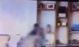 Đình chỉ nữ giáo viên để lộ hình ảnh 'nóng' trong buổi tập huấn trực tuyến