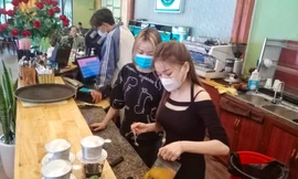 Hàng quán ở Bắc Giang nhộn nhịp đón khách sau nhiều tháng đóng cửa 