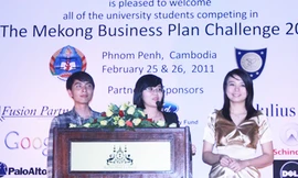 “Nhóm than sạch” tại Campuchia