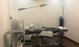 Một cơ sở phẩu thuật 'chui'. Ảnh minh họa