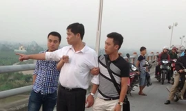 Khởi tố bác sỹ ném xác khách hàng về hai tội danh