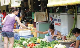 Đi chợ... vừa sợ, vừa run