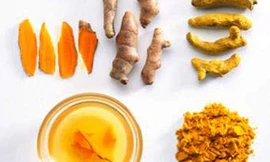 Cách dùng kháng sinh và nghệ trị mụn, làm đẹp da