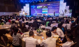 Khách hàng tham gia đăng ký dự án The Coastal Hill