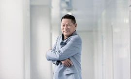 Hoàng Kiều hiện là Phó chủ tịch Shanghai RAAS Blood Products. Ảnh: Forbes