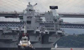 Tàu sân bay HMS Queen Elizabeth. (Ảnh: PA)
