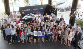 Mercedes-Benz Việt Nam luôn tạo mọi cơ hội để nhân viên phát triển và rèn luyện trong môi trường làm việc chuyên nghiệp