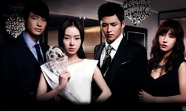 Mặt nạ thủy tinh đang được phát sóng trên kênh D-Dramas lúc 20g mỗi ngày.