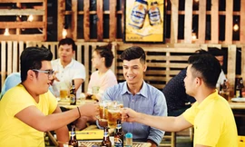 Bạn bè muôn nơi, tri kỷ khó tìm 