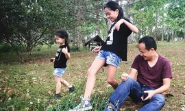 “Đưa nhau đi trốn với ba bố con” Nguồn: Facebook nhân vật 