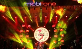 Âm thanh ánh sáng được BTC đặc biệt chú trọng trong ca khúc Lòng tự hào