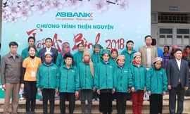 Tết An Bình 2018 – Cùng ABBank sải cánh yêu thương 