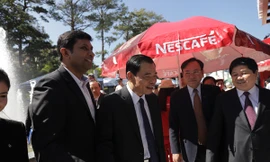 Lãnh đạo cấp cao của Bộ Nông nghiệp và phát triển nông thôn tỉnh Lâm Đồng và Nestle Việt Nam tại không gian văn hóa cà phê Việt Nam