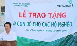 Ông Đinh Văn Toàn – Phó Giám đốc, Chủ tịch CĐCS Vietcombank Kon Tum. Ảnh: Trúc Phượng