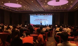 Hàng trăm khách hàng quan tâm tìm hiểu, đầu tư vào dự án Mövenpick Resort Cam Ranh