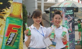 Hot girl “bùng nổ” cùng Manchester City