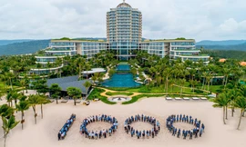 Intercontinental Phu Quoc Long Beach Resort đã đi vào hoạt động