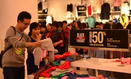 Black Friday tại Vincom Mega Mall Royal City (Hà Nội)…