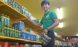 18 tuổi: cặp song sinh làm quản lý siêu thị bán hàng tiêu dùng có tiếng 