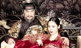 Hai mối tình ‘đũa lệch’ ám ảnh khán giả 