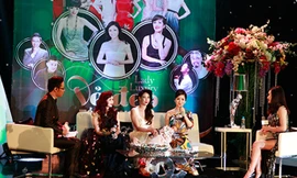 (Từ trái qua) MC Anh Quân, Hoa hậu Diệu Hoa, Hoa hậu Hà Kiều Anh, Hoa hậu Giáng My và MC Nguyệt Ánh