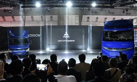 Ra mắt thương hiệu xe tải và xe khách chạy hoàn toàn bằng điện đầu tiên trên thế giới