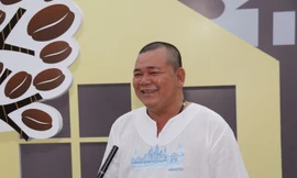 Anh Hà Thanh Tùng – khách hàng may mắn trúng thưởng căn nhà trị giá 2 tỷ đồng.