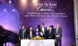 Ký kết giữa Facing The World và Pan Pacific.