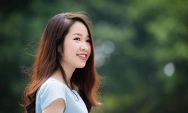 Lê Ngọc Thùy Dương trở thành hoa khôi Học viện Ngoại giao khi là sinh viên năm cuối ngành Truyền thông Quốc tế. 