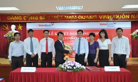VietinBank đẩy mạnh phát triển sản phẩm dịch vụ và bán chéo sản phẩm