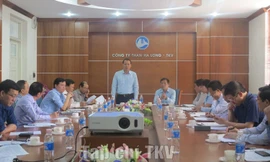 Giám đốc Công ty than Hạ Long Bùi Đình Thanh báo cáo về tiến độ Dự án