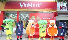 Thành phố Vũng Tàu rực rỡ màu đỏ tươi của hệ thống cửa hàng tiện lợi VinMart+