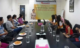 Khách hàng quay số trúng thưởng cùng HD SAIGON