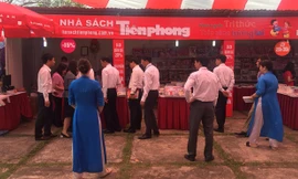 Nhà sách Tiền Phong khuyến mãi lớn tại 'Ngày Sách Việt Nam' ở tỉnh Bắc Ninh