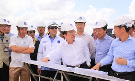Lãnh đạo PVN kiểm tra tiến độ các dự án nhà máy nhiệt điện miền nam. 