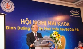 GS. TS Nguyễn Gia Khánh - Phó chủ tịch Hội Nhi Khoa Việt Nam phát biểu khai mạc hội nghị