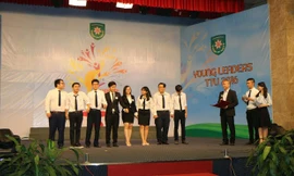 Hai liên danh trúng cử Change To Shine và FF4Stars