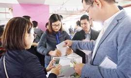 Bỏ phiếu bầu Ban quản trị