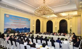  Toàn cảnh phiên Đối thoại với các ngân hàng thương mại Việt Nam 