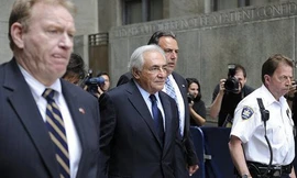 Luật sư 'lái án' vụ 'cựu trùm' IMF tấn công tình dục